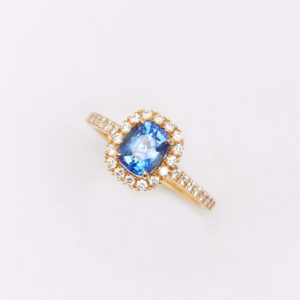 Bague or jaune saphir