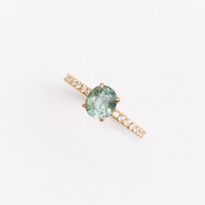 solitaire saphir vert